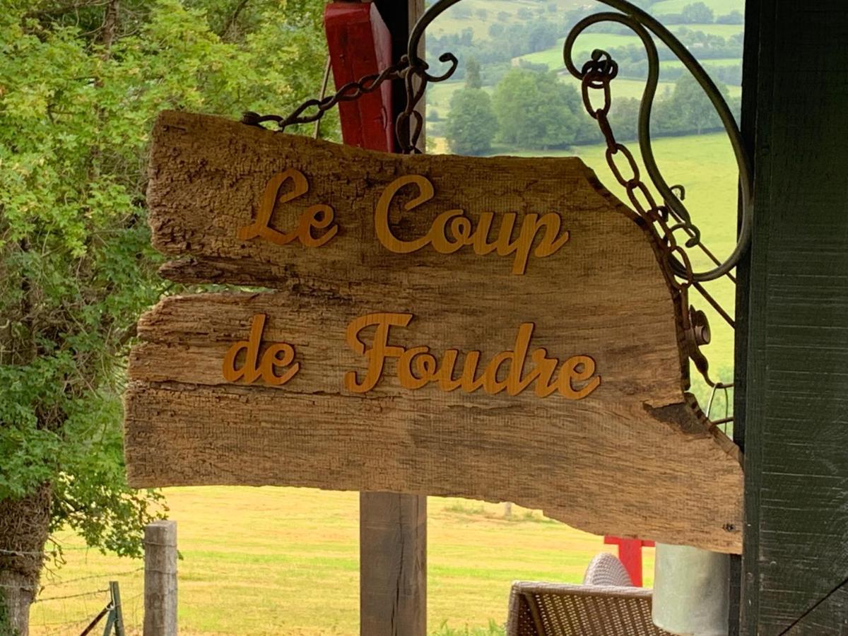 Gite Insolite "Le Coup De Foudre" Sa Vue Panoramique Vimoutiers ภายนอก รูปภาพ